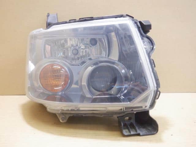 Right Headlight MITSUBISHI eK Sport 2008 DBA-H82W — photo 1