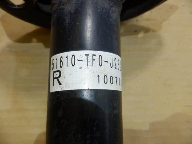 Front Right Strut HONDA Fit 2010 DBA-GE6 — photo 4