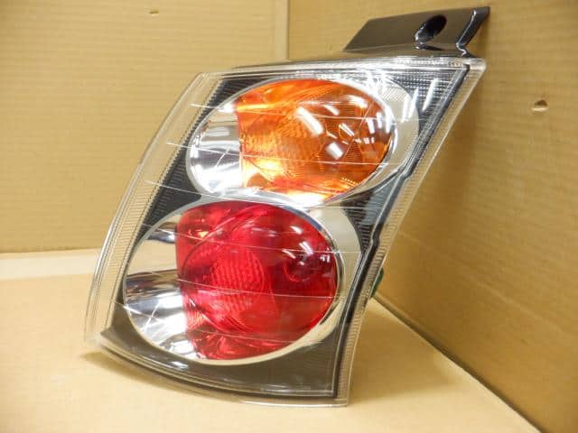 Right Tail Light MITSUBISHI COLT PLUS 2010 DBA-Z24W — photo 2