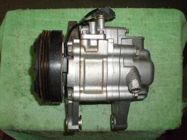 A/C Compressor HONDA Life 2000 GF-JB1 — photo 1
