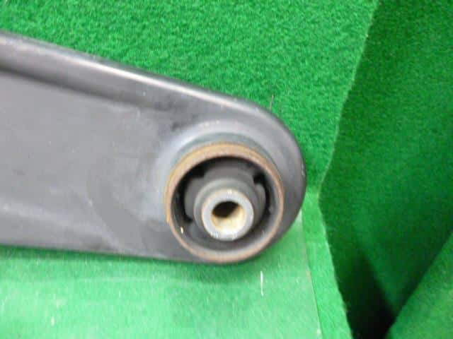 Rear Right Lower Control Arm MAZDA Scrum 2018 HBD-DG17V 1A1228B10 — photo 3