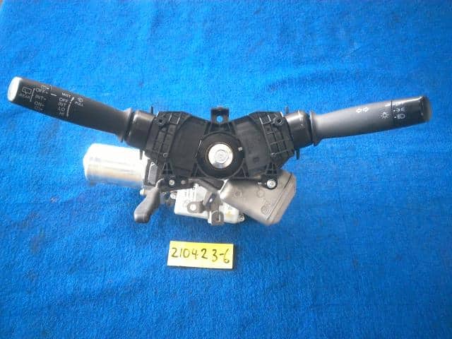 Steering Column HONDA N BOX 2013 DBA-JF2 53200TY1J03 — photo 1