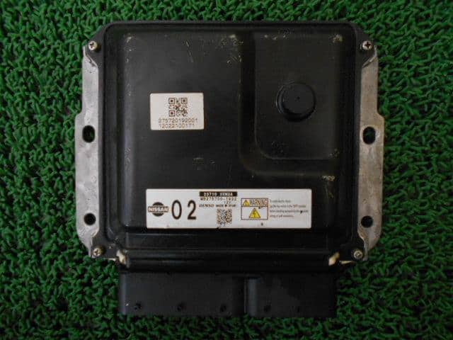 Engine Control Unit NISSAN Nv350 — photo 1