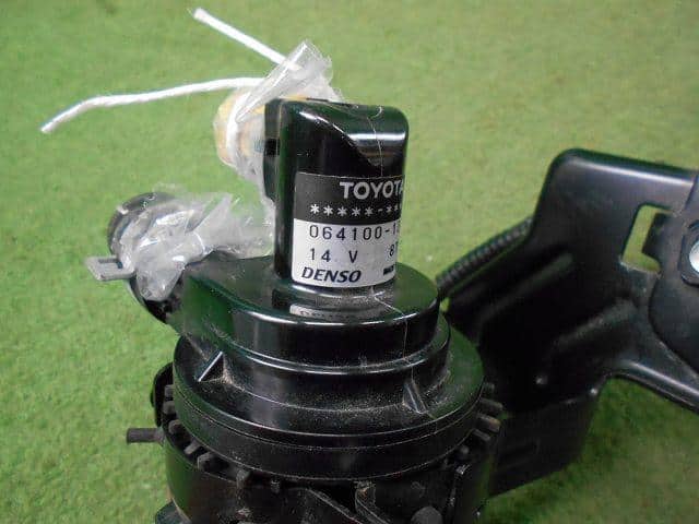 Water Pump TOYOTA Crown Majesta 2016 DAA-GWS214 1610039436 — photo 4