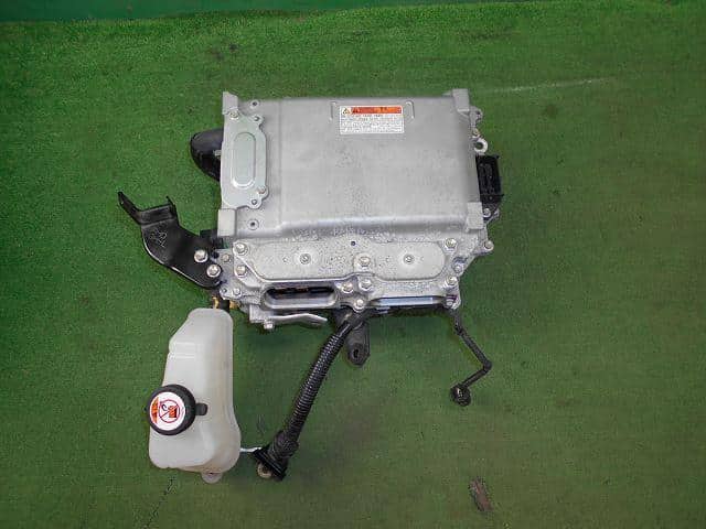 Inverter TOYOTA Crown Majesta 2016 DAA-GWS214 G92A030031 — photo 1