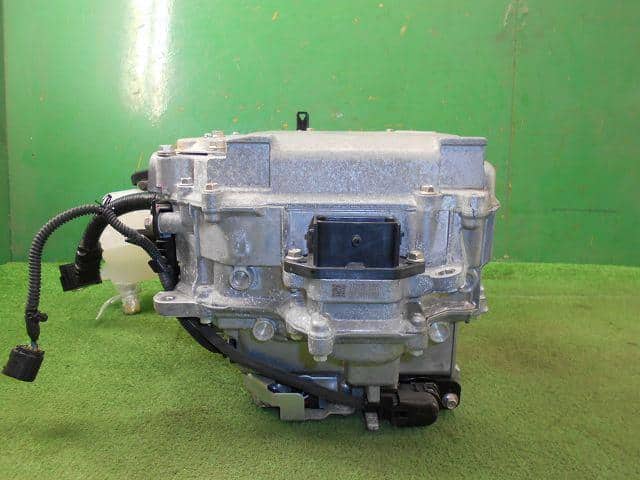 Inverter TOYOTA Crown Majesta 2016 DAA-GWS214 G92A030031 — photo 4