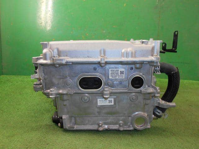 Inverter TOYOTA Crown Majesta 2016 DAA-GWS214 G92A030031 — photo 6
