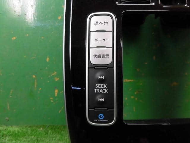 NISSAN Leaf_ 2013 ZAA-AZE0 — photo 3