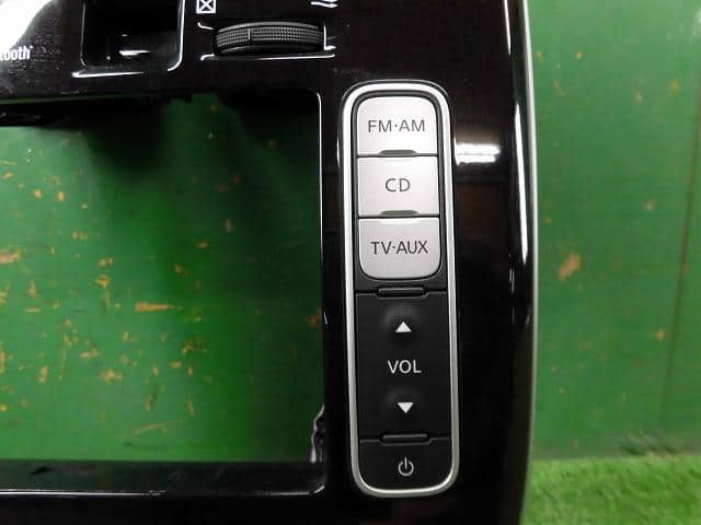NISSAN Leaf_ 2013 ZAA-AZE0 — photo 2