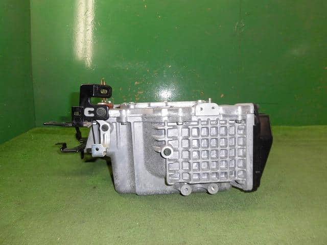 Inverter NISSAN Leaf_ 2013 ZAA-AZE0 — photo 3