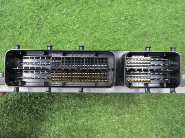 Engine Control Unit TOYOTA Avensis 2011 DBA-ZRT272 — photo 4