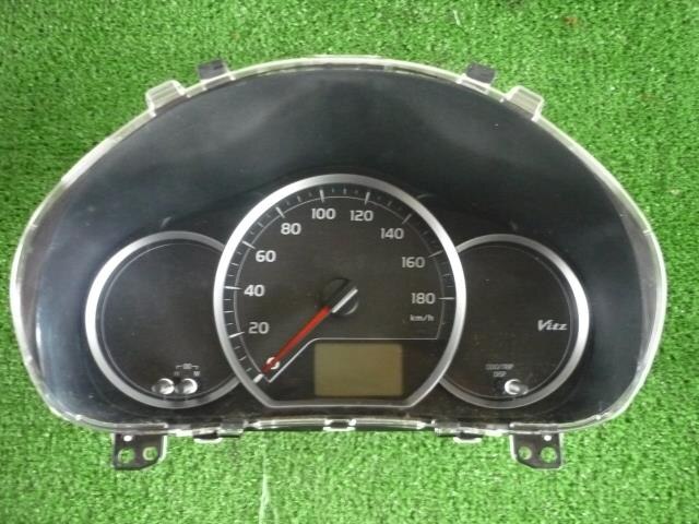 Speedometer TOYOTA Vitz 2013 DBA-KSP130 — photo 2