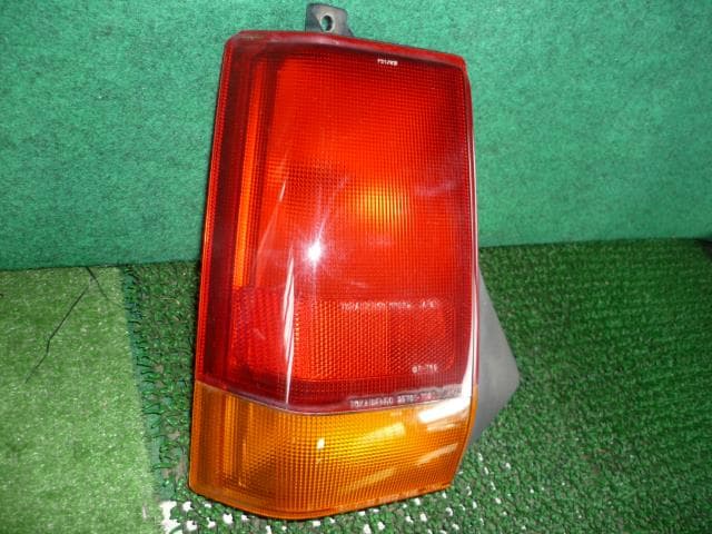 Left Tail Light SUZUKI Alto 1993 E-CS22S 3567070B00 — photo 2