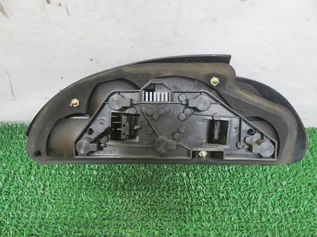 Left Tail Light ROVER MGF 1999 E-RD18K — photo 4