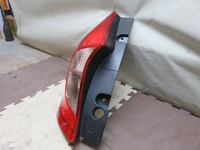 Left Tail Light NISSAN Note 2014 DBA-E12 — photo 2