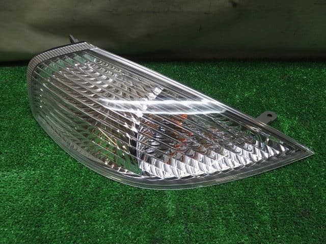 Right Side Marker Light NISSAN Serena 2004 CBA-TC24 — photo 1