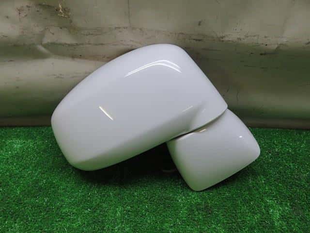 Right Side Mirror NISSAN Tiida Latio 2005 DBA-SC11 — photo 1
