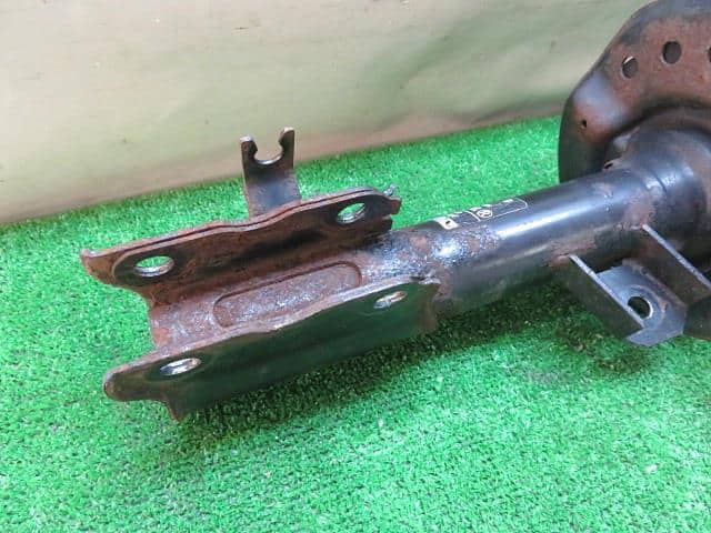 Front Left Strut NISSAN Dualis 2007 DBA-J10 E4303JD03A — photo 3