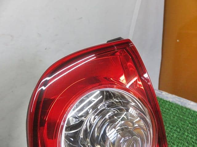 Left Tail Light NISSAN March 2007 DBA-BNK12 — photo 4