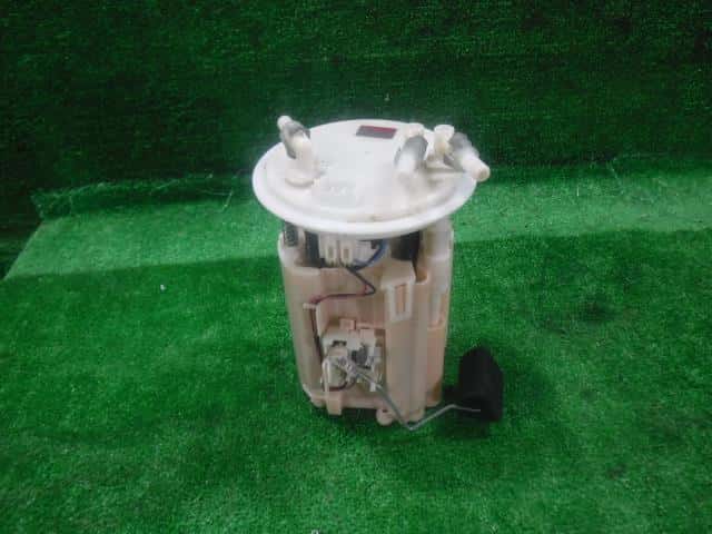 Fuel Pump SUBARU Legacy 2003 TA-BP5 — photo 2