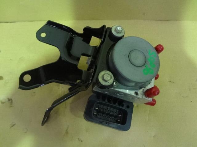 ABS Actuator TOYOTA Vitz 2009 DBA-SCP90 — photo 1