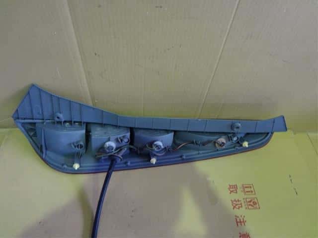 Left Tail Light HONDA Life 2005 CBA-JB8 33551SFA901 — photo 2