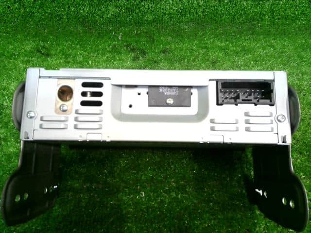 Radio Mitsubishi Fuso 2013 TQG-FEB73 MK645139 — photo 3