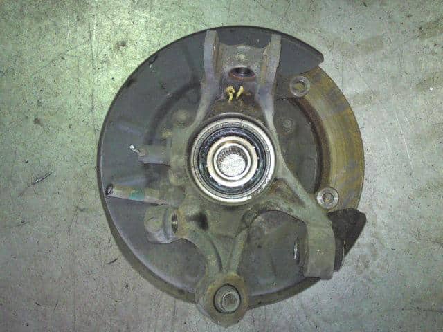 Rear Right Knuckle Hub Assembly TOYOTA Celsior 1997 E-UCF21 — photo 3