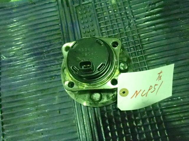 Rear Wheel Hub TOYOTA Probox 2003 UB-NCP51 — photo 3