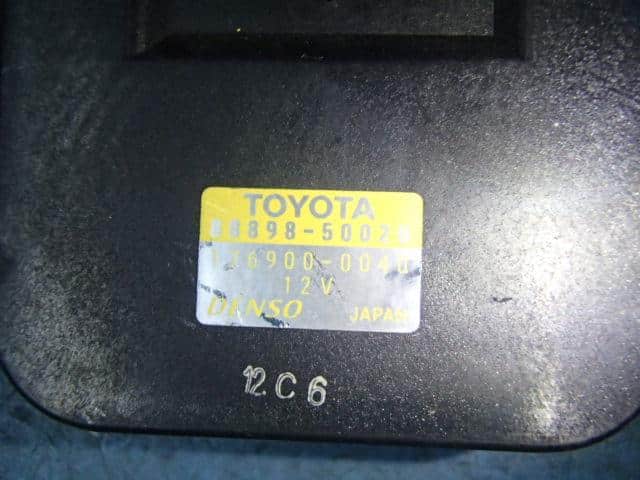 Electrical Component TOYOTA Celsior 2001 UA-UCF31 — photo 1