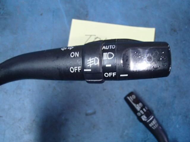 Combination Switch TOYOTA Hiace 2005 CBF-TRH200 — photo 2