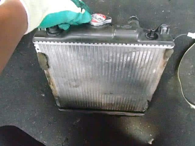 Radiator SUZUKI Alto 1997 E-HA11S 1770072G10 — photo 2