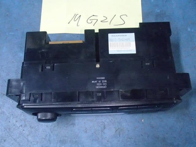 A/C Control Panel NISSAN Moco 2002 TA-MG21 — photo 3