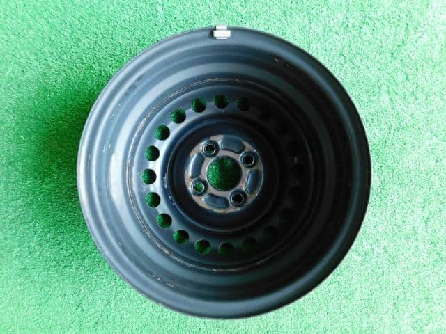 Wheel HONDA Fit 2004 DBA-GD1 — photo 2