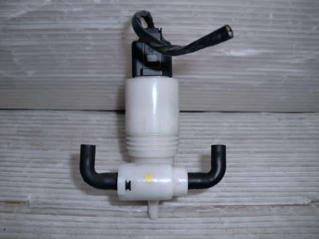 Windshield Washer Tank BMW Bmw mini_ 2002 GH-RA16 — photo 1