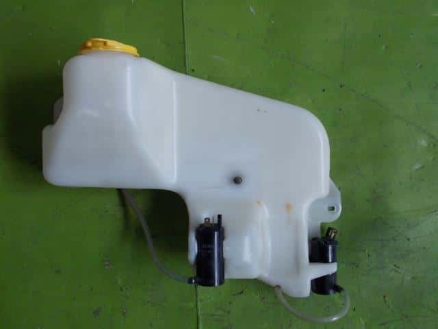 Windshield Washer Tank SUBARU Pleo 2002 TA-RA1 — photo 1