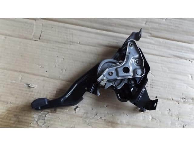 Brake Parts MITSUBISHI eK Wagon 2002 LA-H81W — photo 1