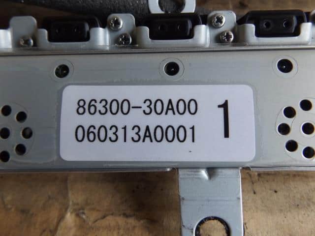 Antenna TOYOTA Crown 2006 DBA-GRS180 8630030A00 — photo 2