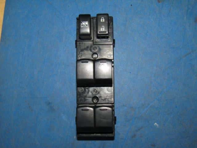 Power Window Switch NISSAN Note 2012 DBA-E12 — photo 1