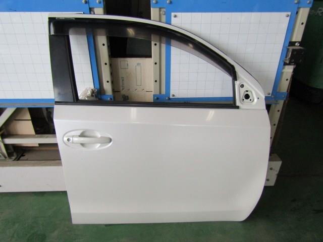 Front Right Door Assembly TOYOTA IST 2007 DBA-NCP115 — photo 1