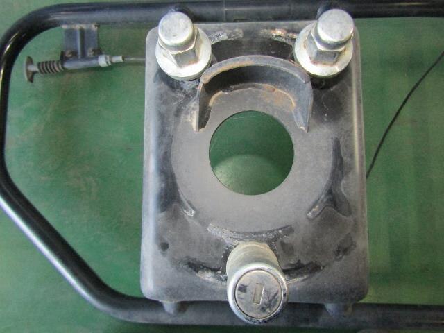 Spare Tire Carrier TOYOTA Landcruiser 1999 KG-HDJ101 — photo 2