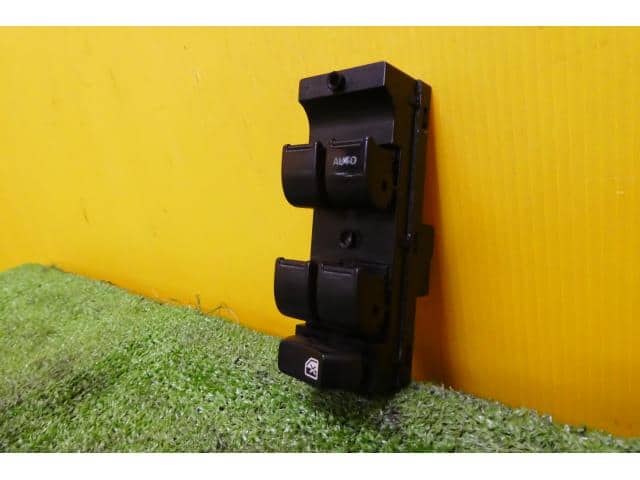 Power Window Switch SUZUKI Wagon R 2004 CBA-MH21S 3799058J01 — photo 3