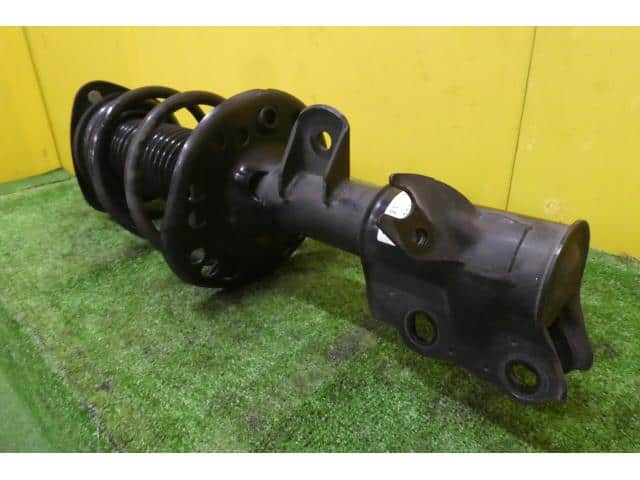 Front Left Strut SUBARU Impreza 2019 DBA-GT3 20310FL030 — photo 2