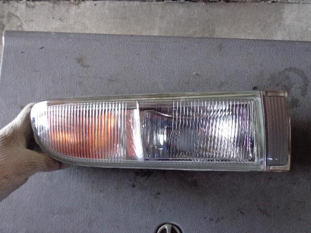 Right Fog Light NISSAN Gloria 1995 E-PY32 2121 — photo 1