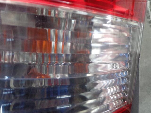 Left Tail Light TOYOTA Noah 2006 DBA-AZR60 — photo 2