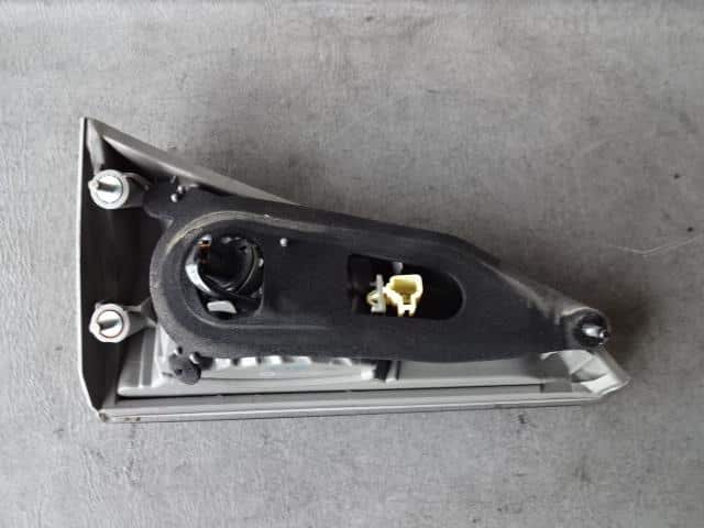 Rear Finish Panel TOYOTA Caldina 2006 CBA-ZZT241 — photo 3