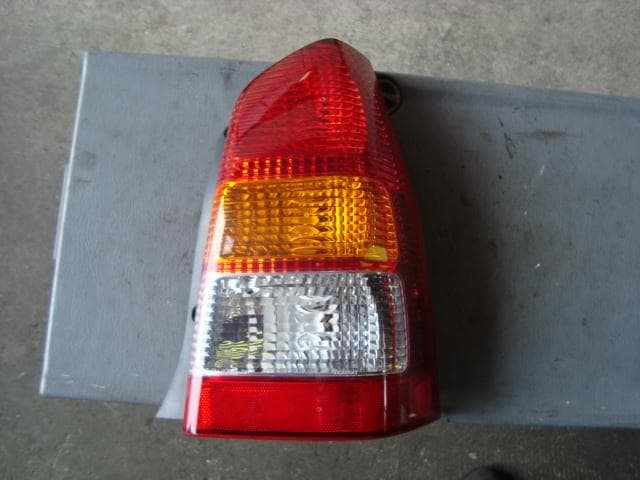 Right Tail Light MAZDA Tribute 2001 TA-EPEW — photo 1