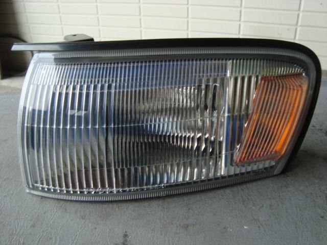 Left Side Marker Light TOYOTA Cresta 1995 E-SX90 22232 — photo 1