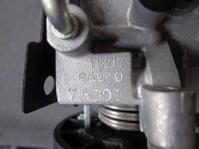 Throttle Body SUZUKI Wagon R 1999 GF-MC21S — photo 4