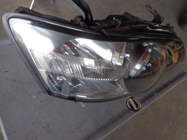 Right Headlight SUBARU Legacy 2003 UA-BP5 10020792 — photo 2